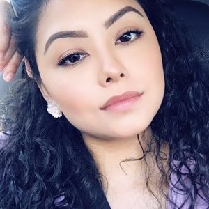 Meet your Posher, Zulema